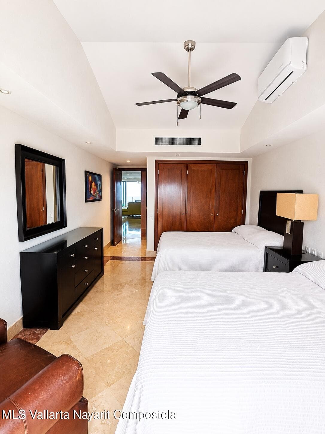 Grand Venetian 36