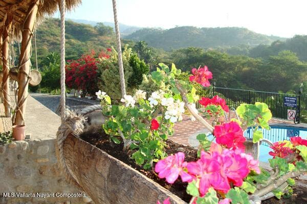 S/N Carretera Vieja Punta de Mita 25