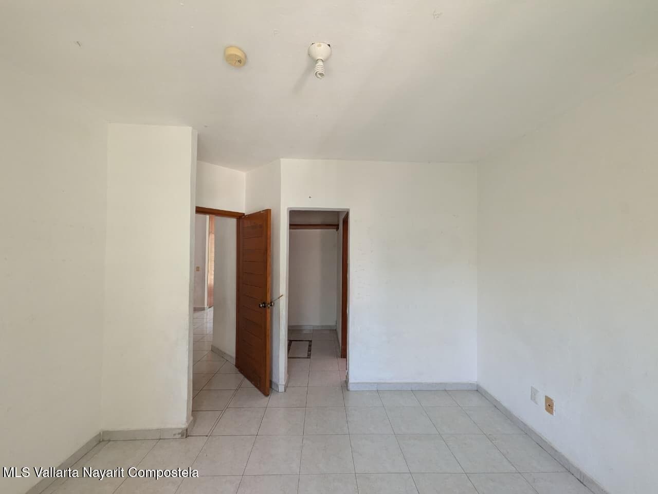 364 Avenida los tules 5