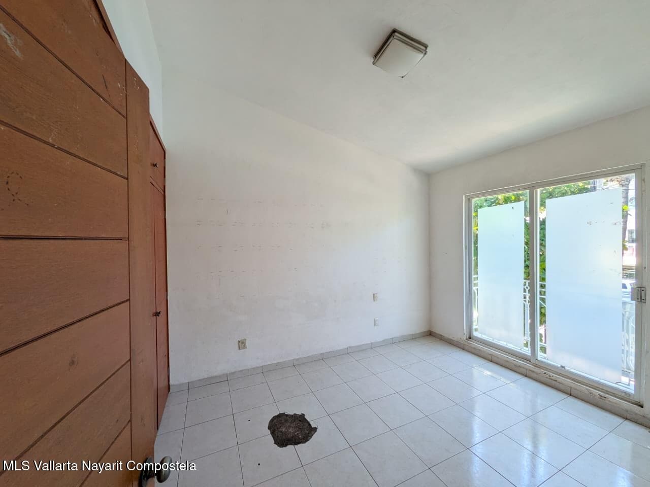 364 Avenida los tules 6