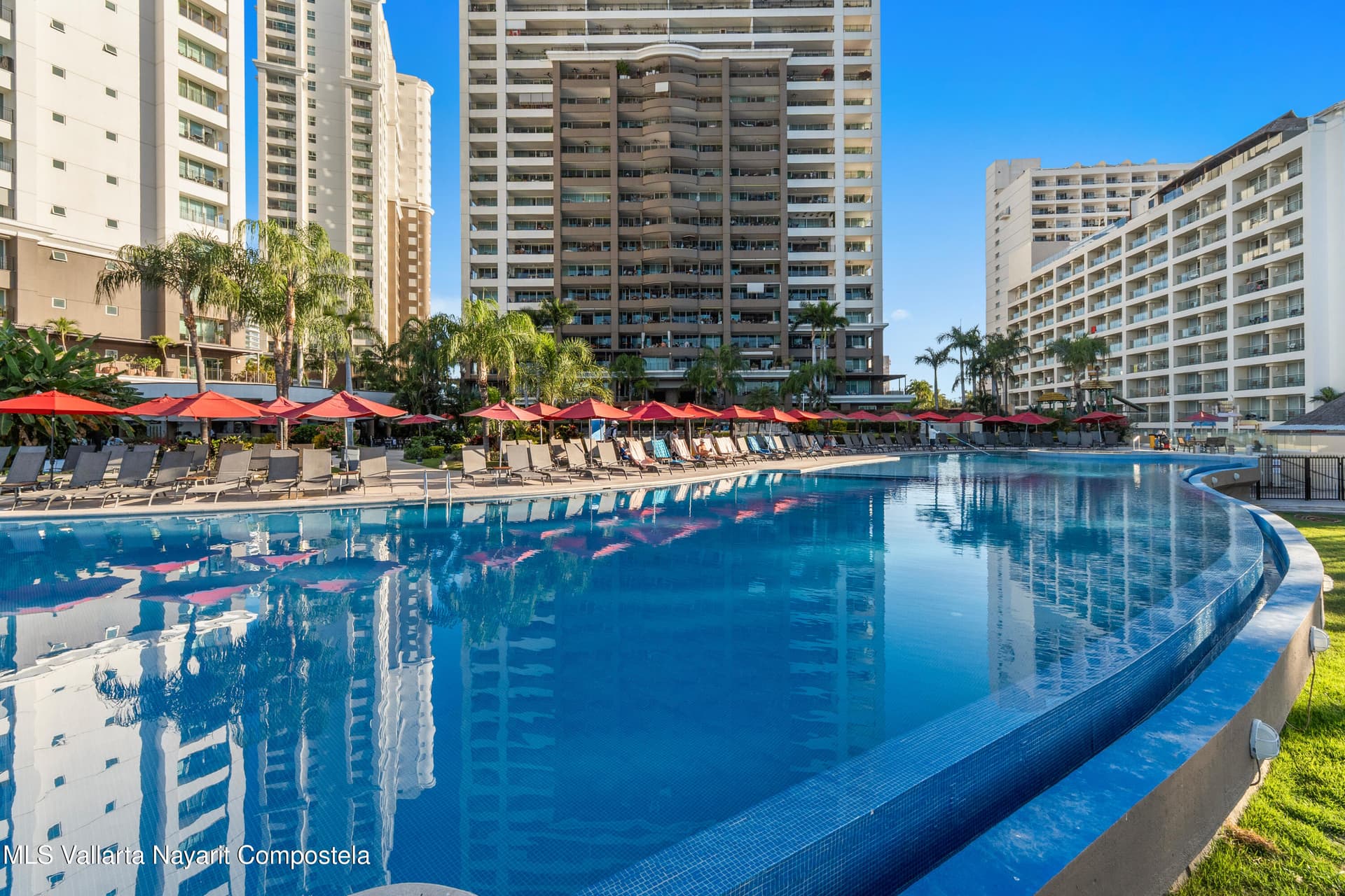 Grand Venetian 34