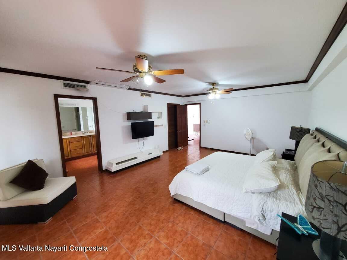 152 Flamingos Calle 21