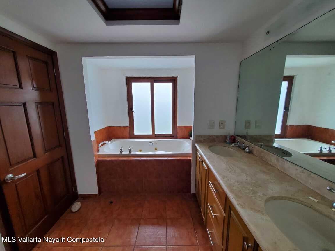 152 Flamingos Calle 26