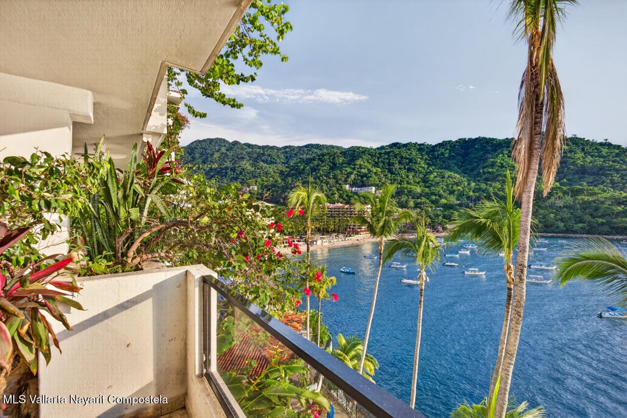 La Jolla De Mismaloya 30