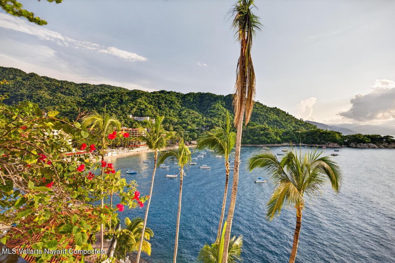 La Jolla De Mismaloya 2