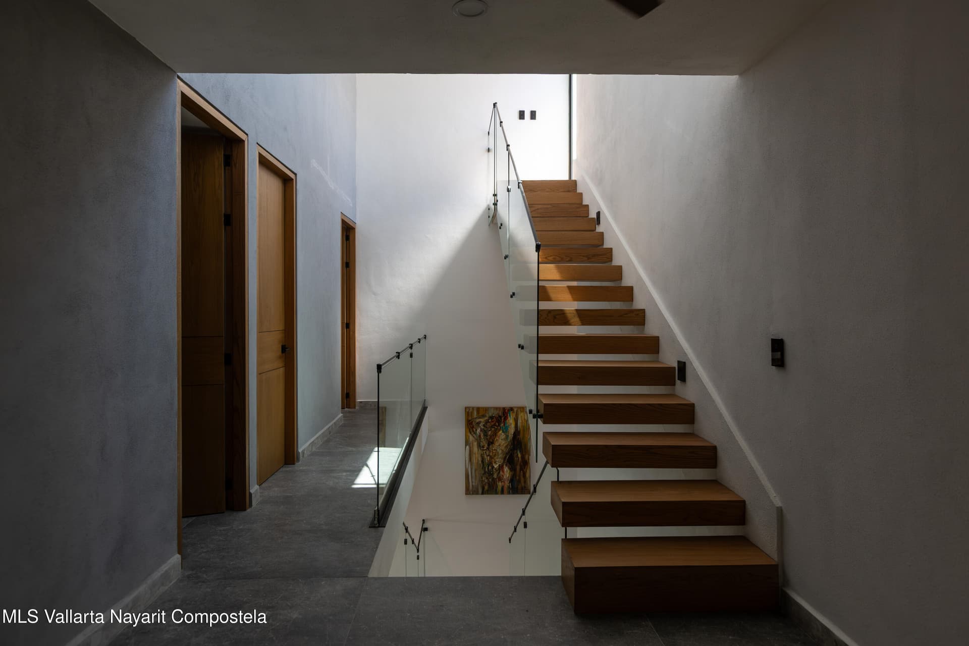 165 LAGO SUPERIOR Calle 13