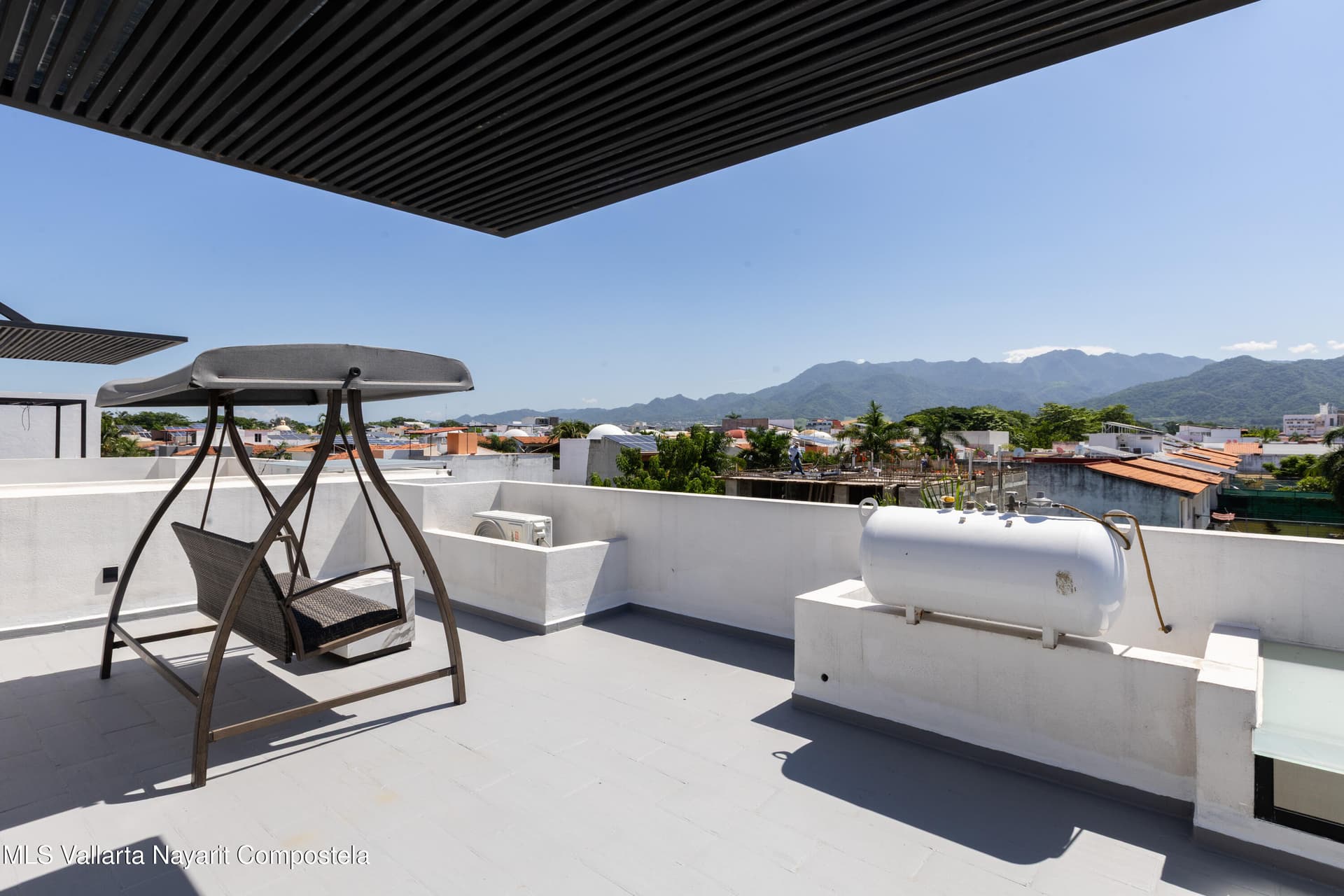165 LAGO SUPERIOR Calle 15