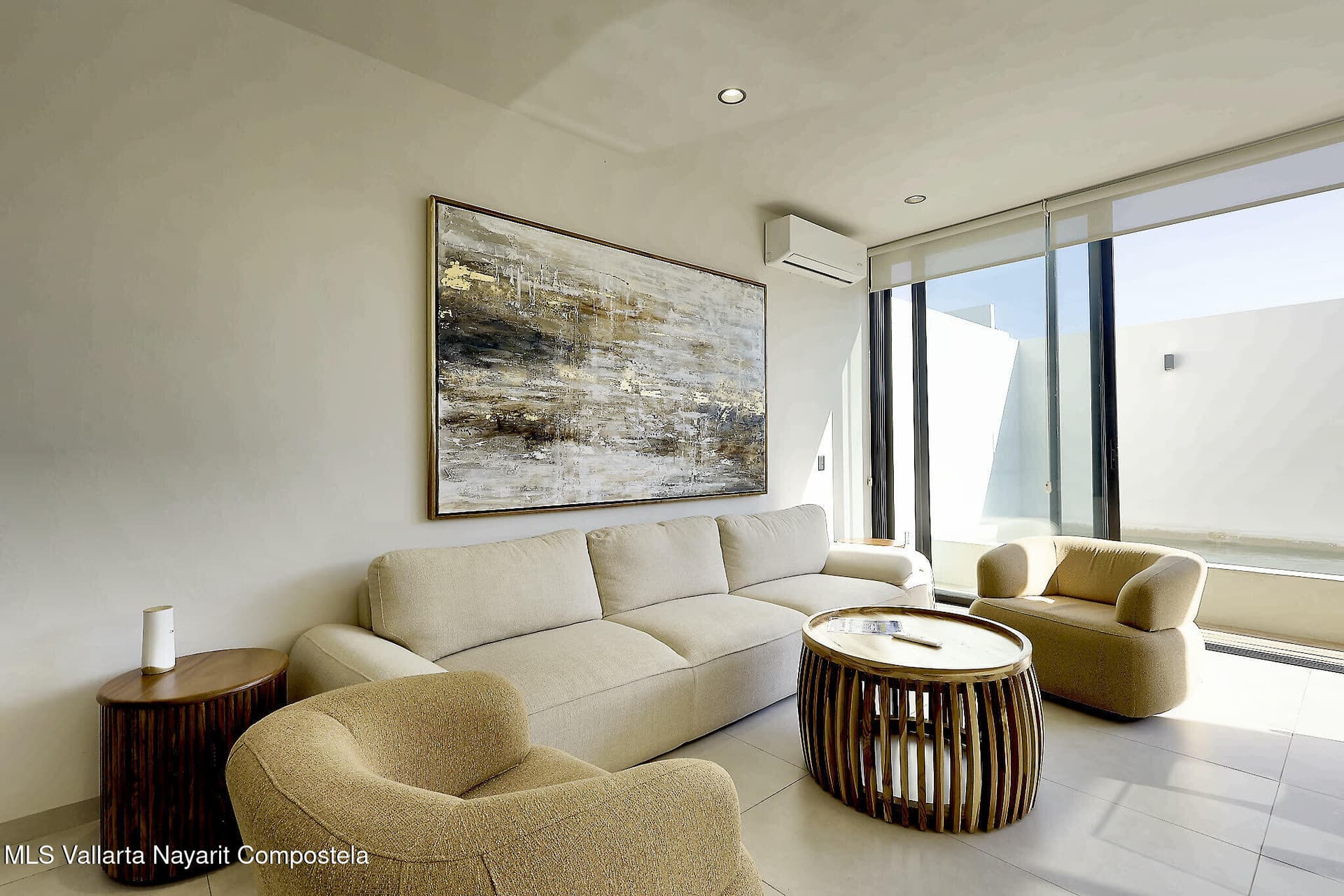 158 Palma del Rey Ave. 3