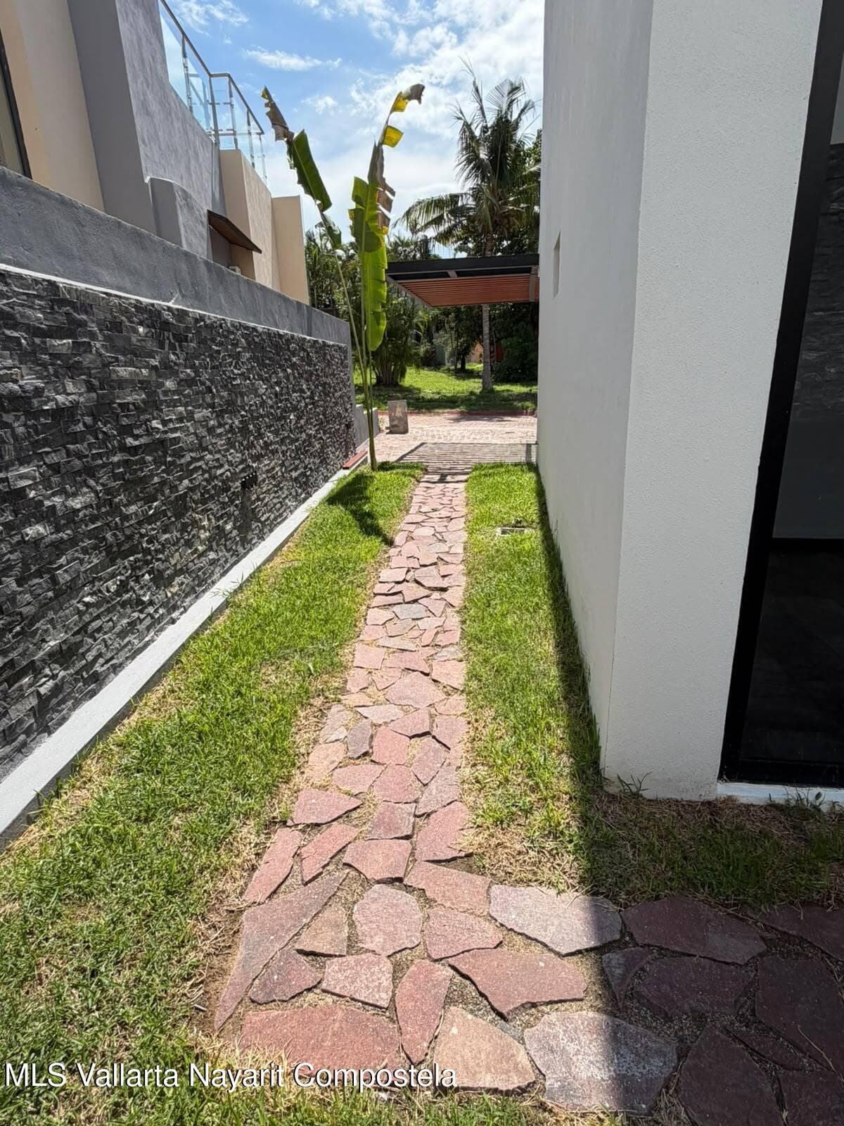 78 REFUGIO DEL COCODRILO 12