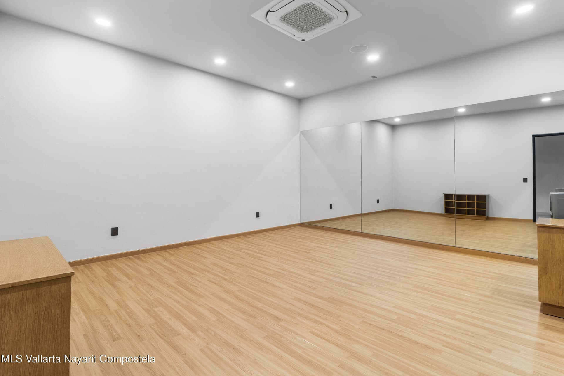 145 Boulevard Nayarit 4