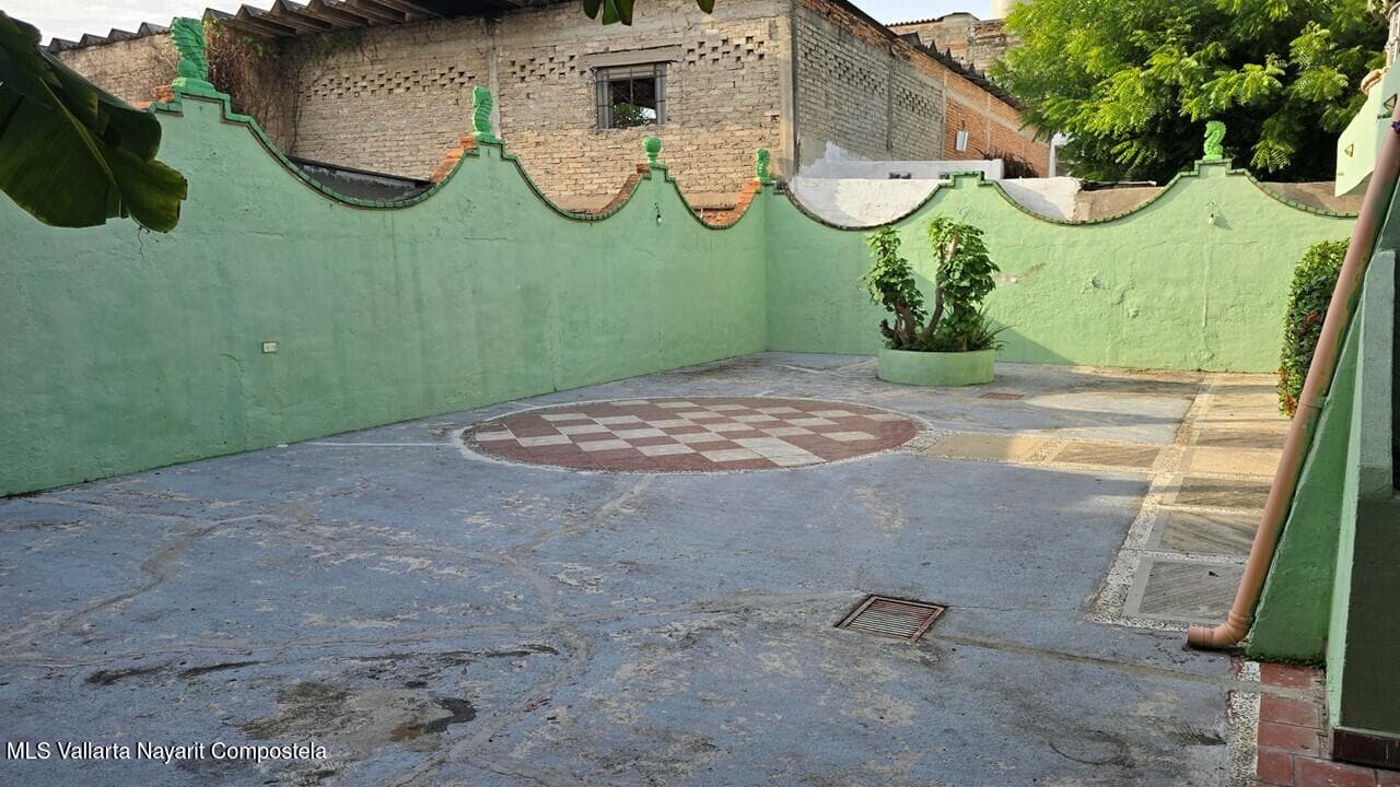 171 Francisco I. Madero 24
