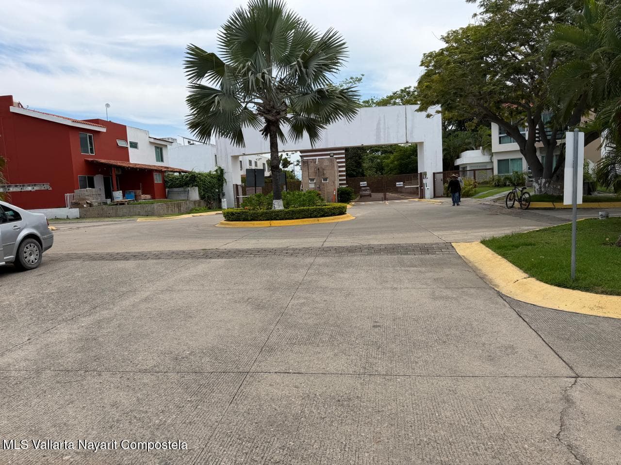 59A La fronda blvd 19