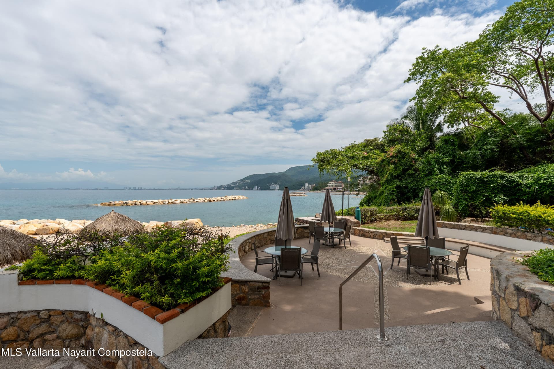 Playa Esmeralda 28