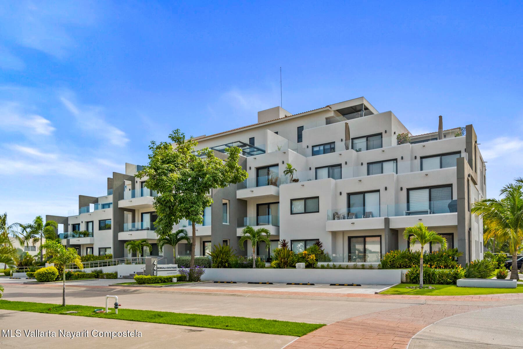 448 Calle Alamo 23