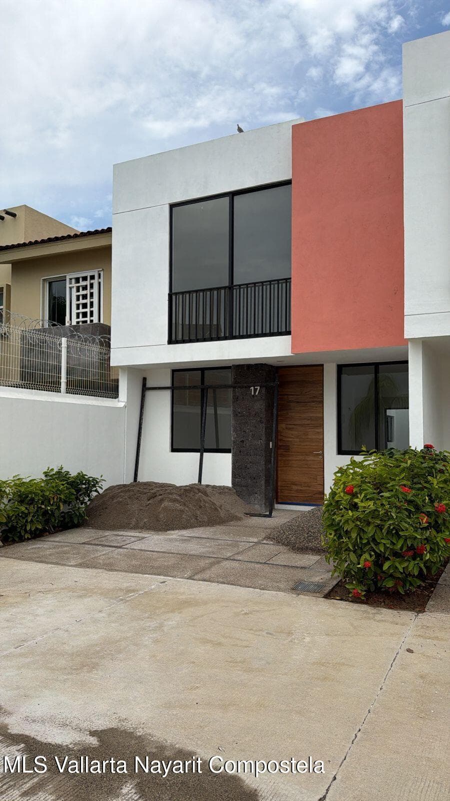 10 Av. Paseo Vallarta 39