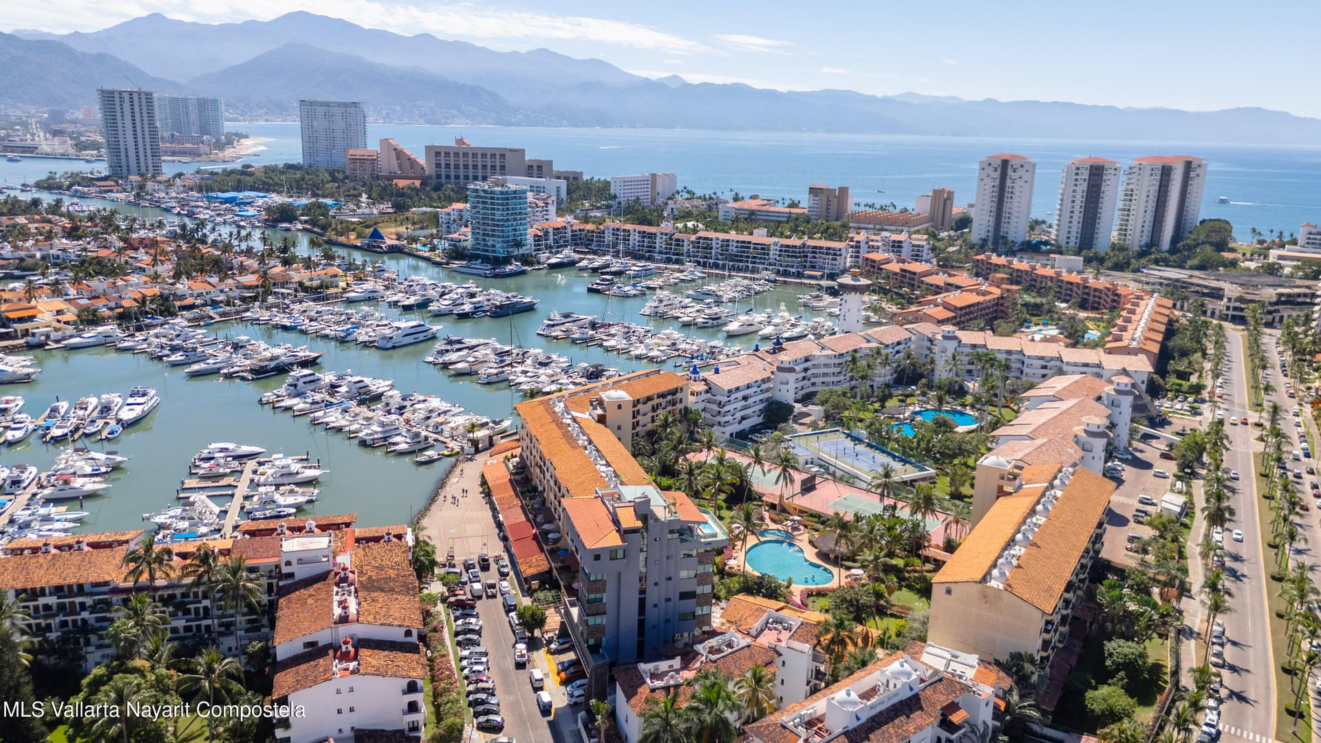 Marina Golf 38