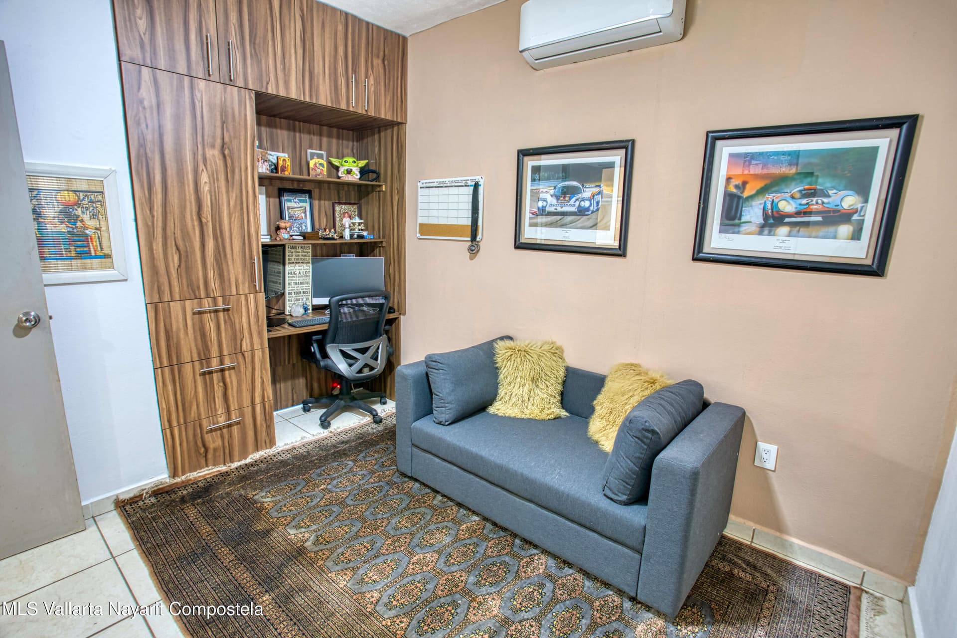212 La Minerva 16