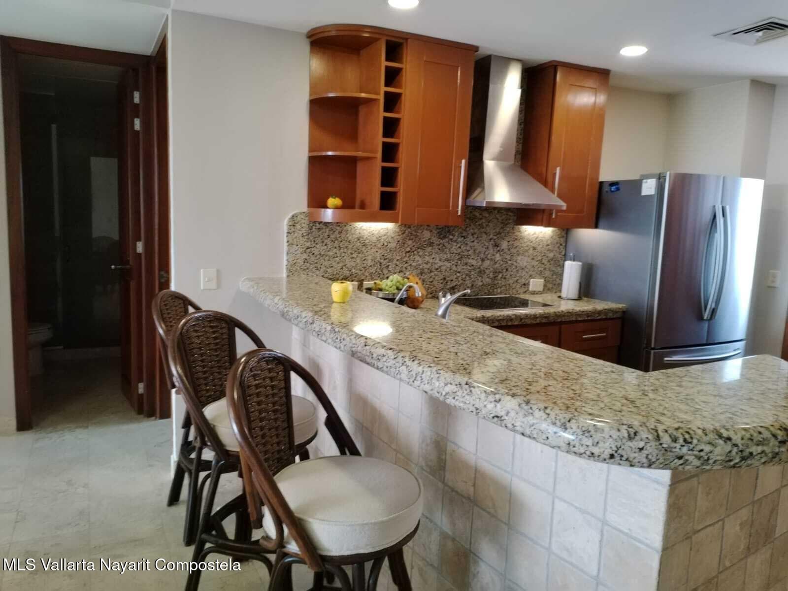 Condo 10