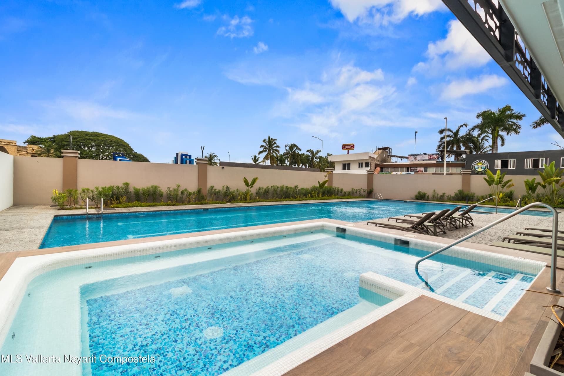 145 Boulevard Nayarit 3