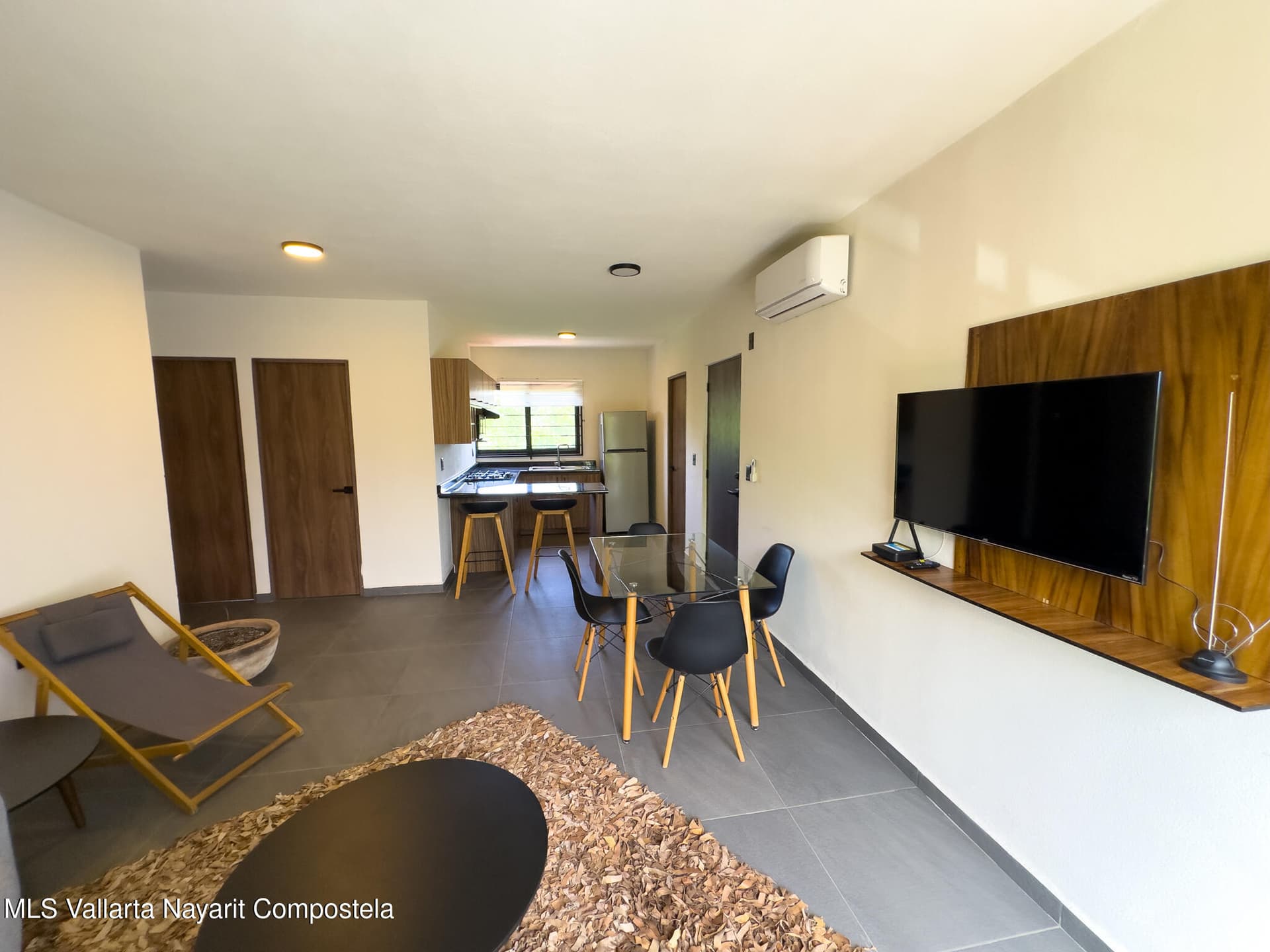317 Paseo Foresta 7