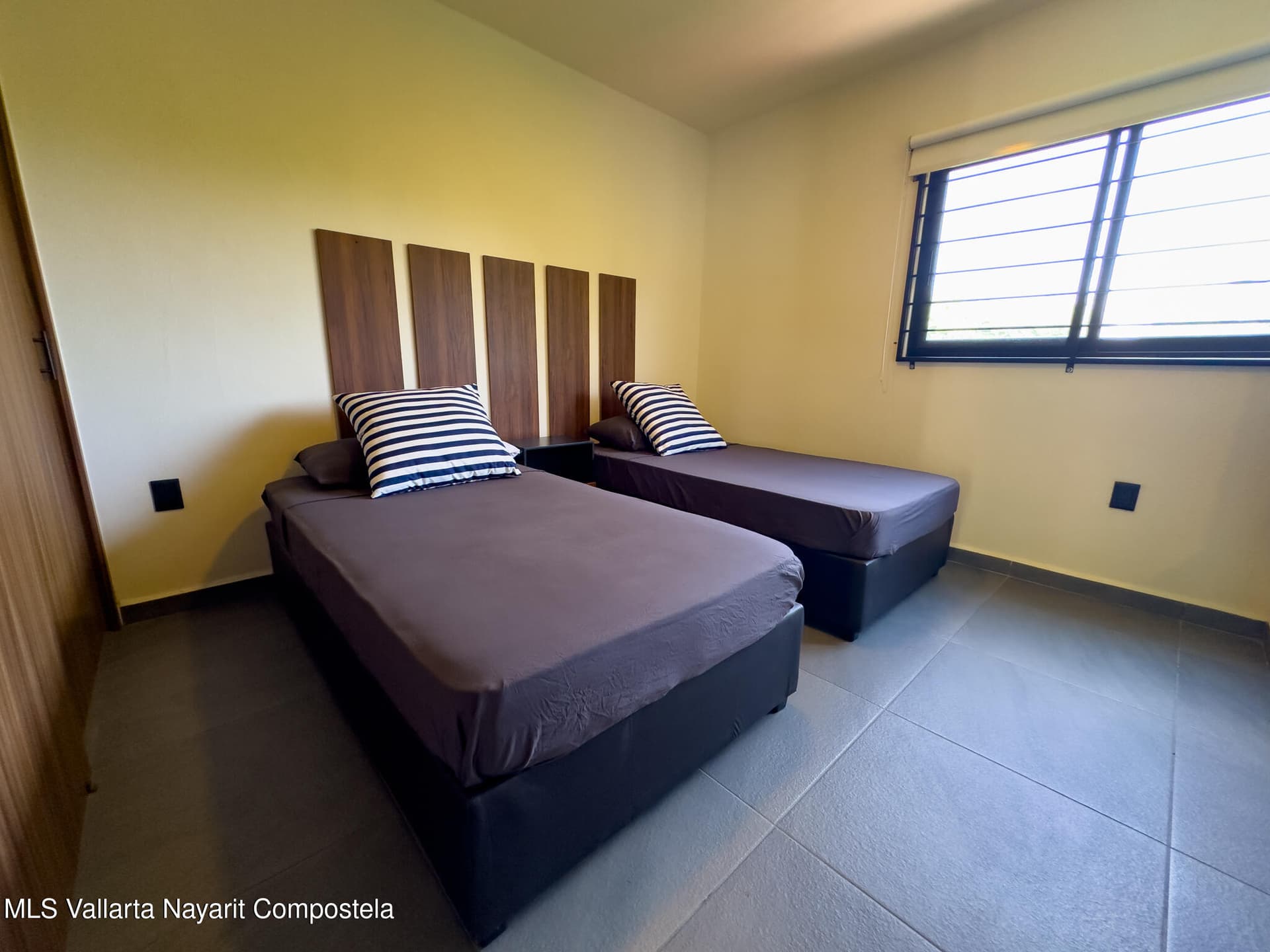 317 Paseo Foresta 15