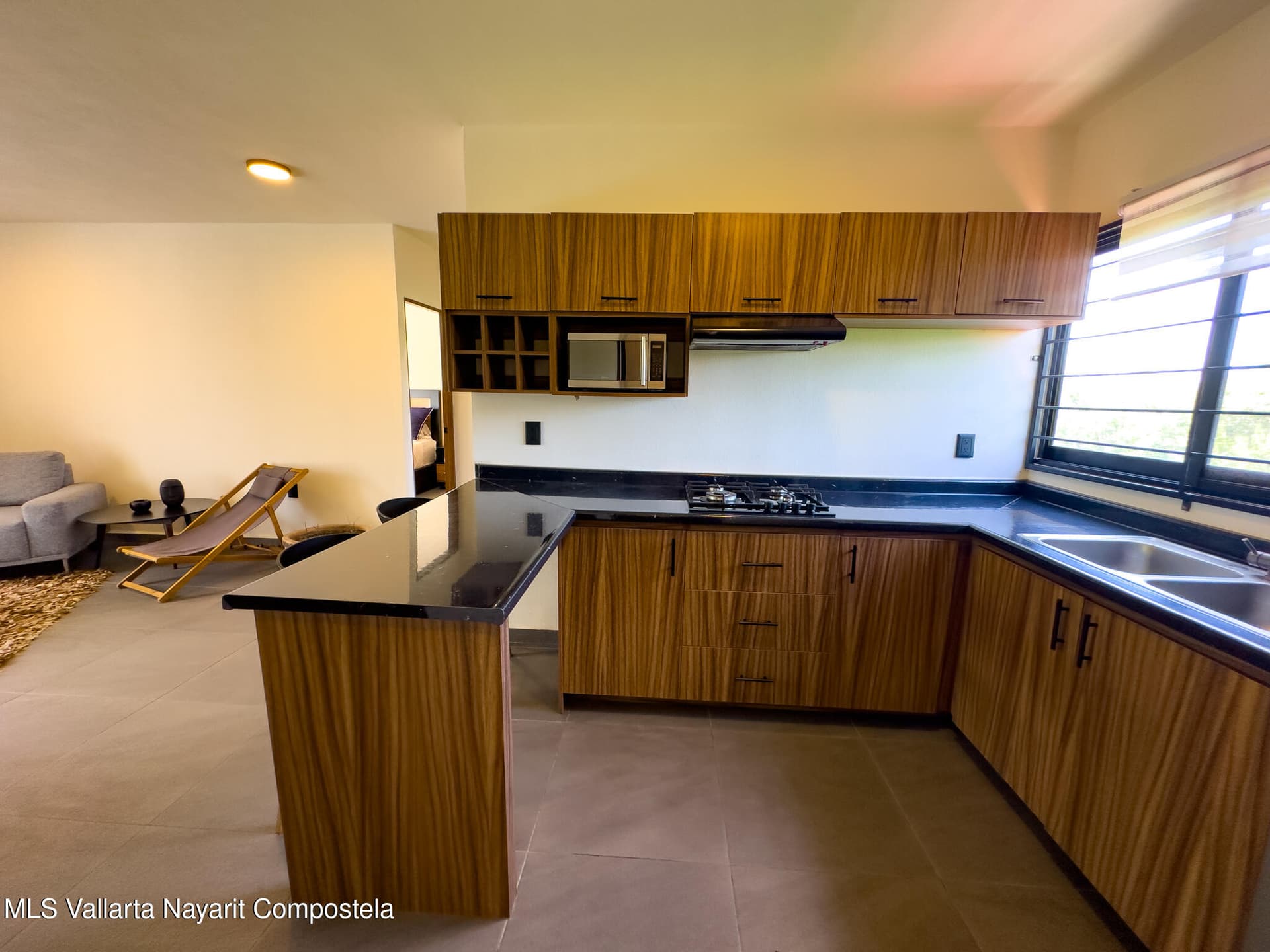 317 Paseo Foresta 4