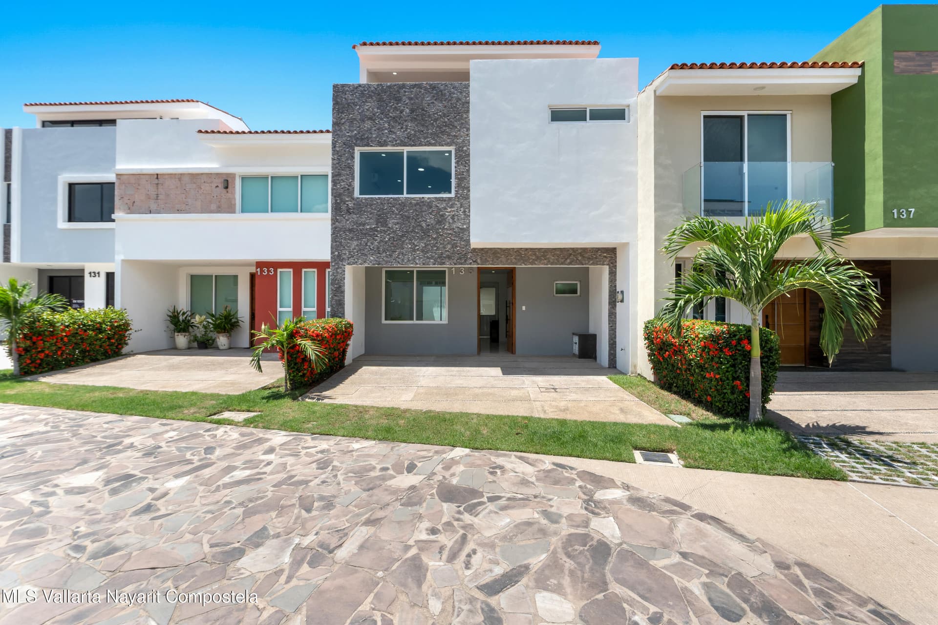 287 Av. de los Grandes Lagos