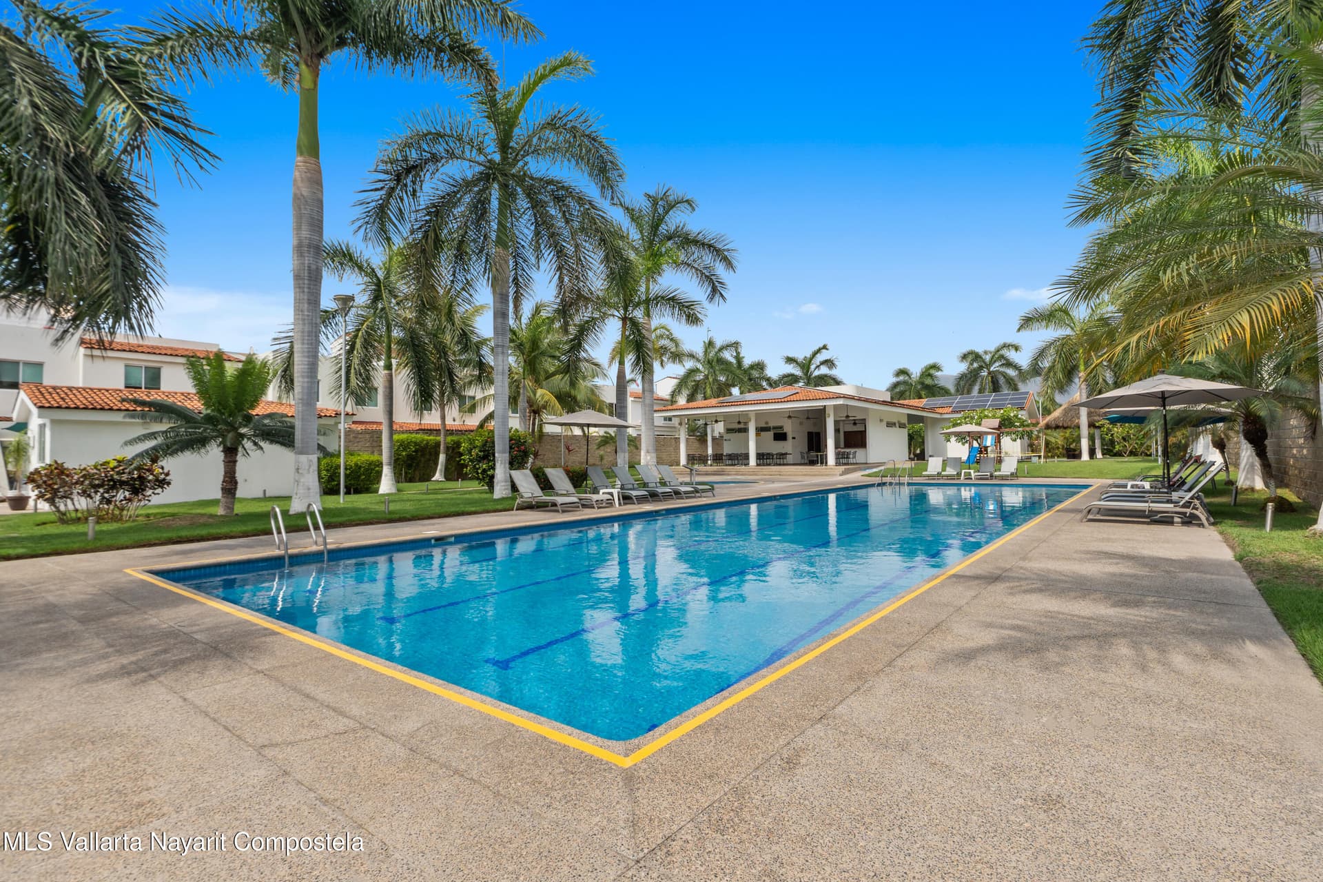 287 Av. de los Grandes Lagos 2