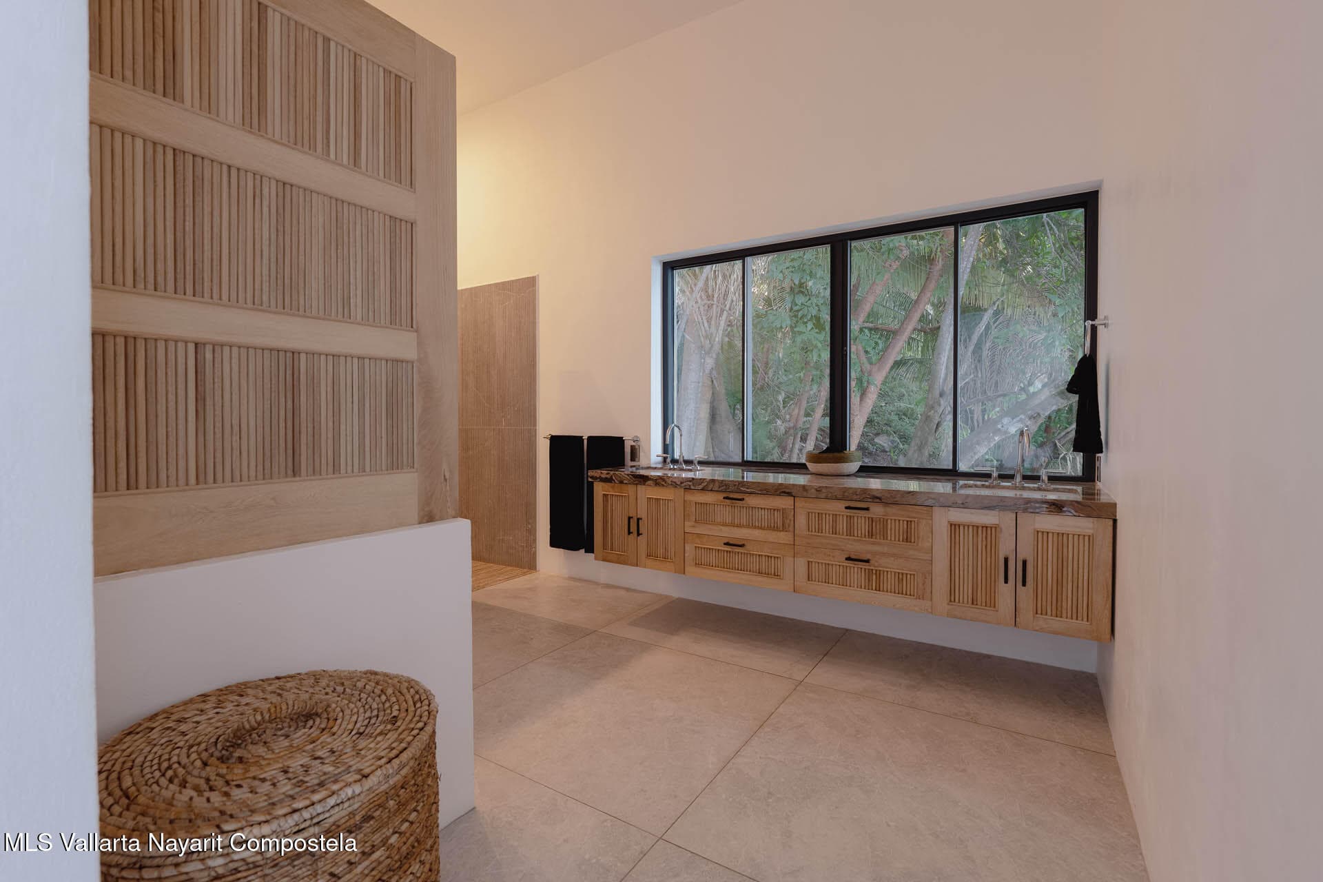 3 MACADAMIA L3 Y L4 COMPOSTELLA 30
