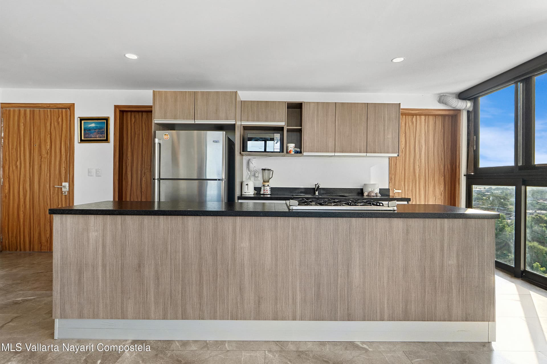 205 Av. Manuel Lepe 3