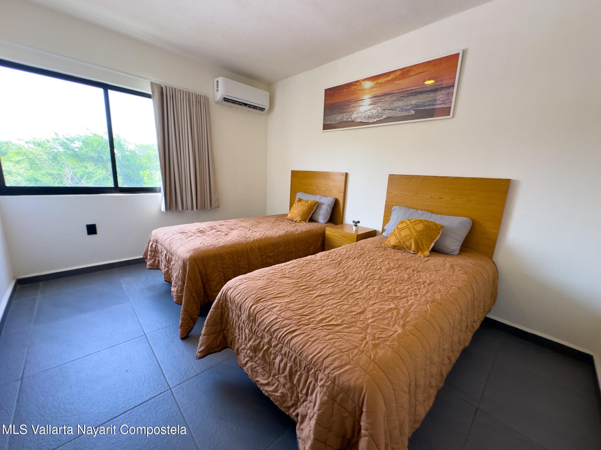206 Paseo Foresta 13