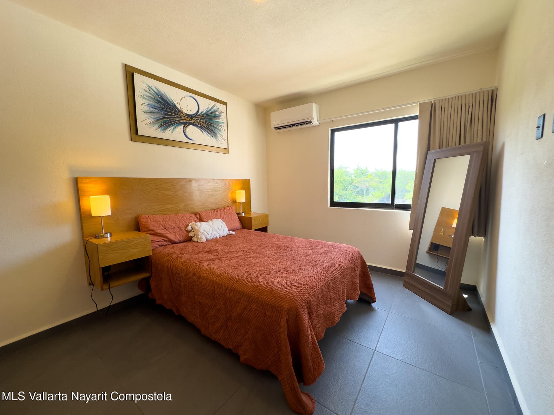 206 Paseo Foresta 17