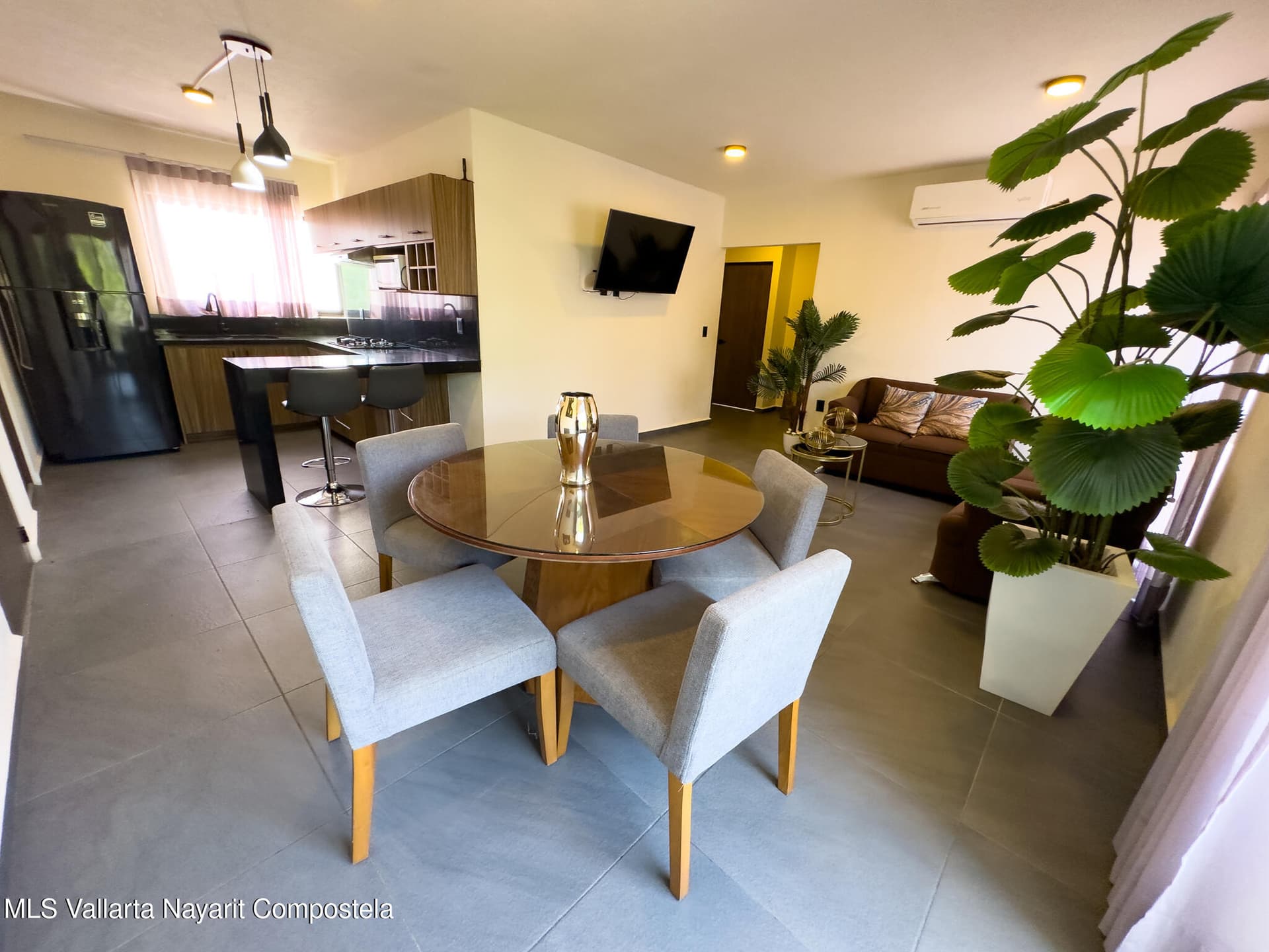 206 Paseo Foresta 3