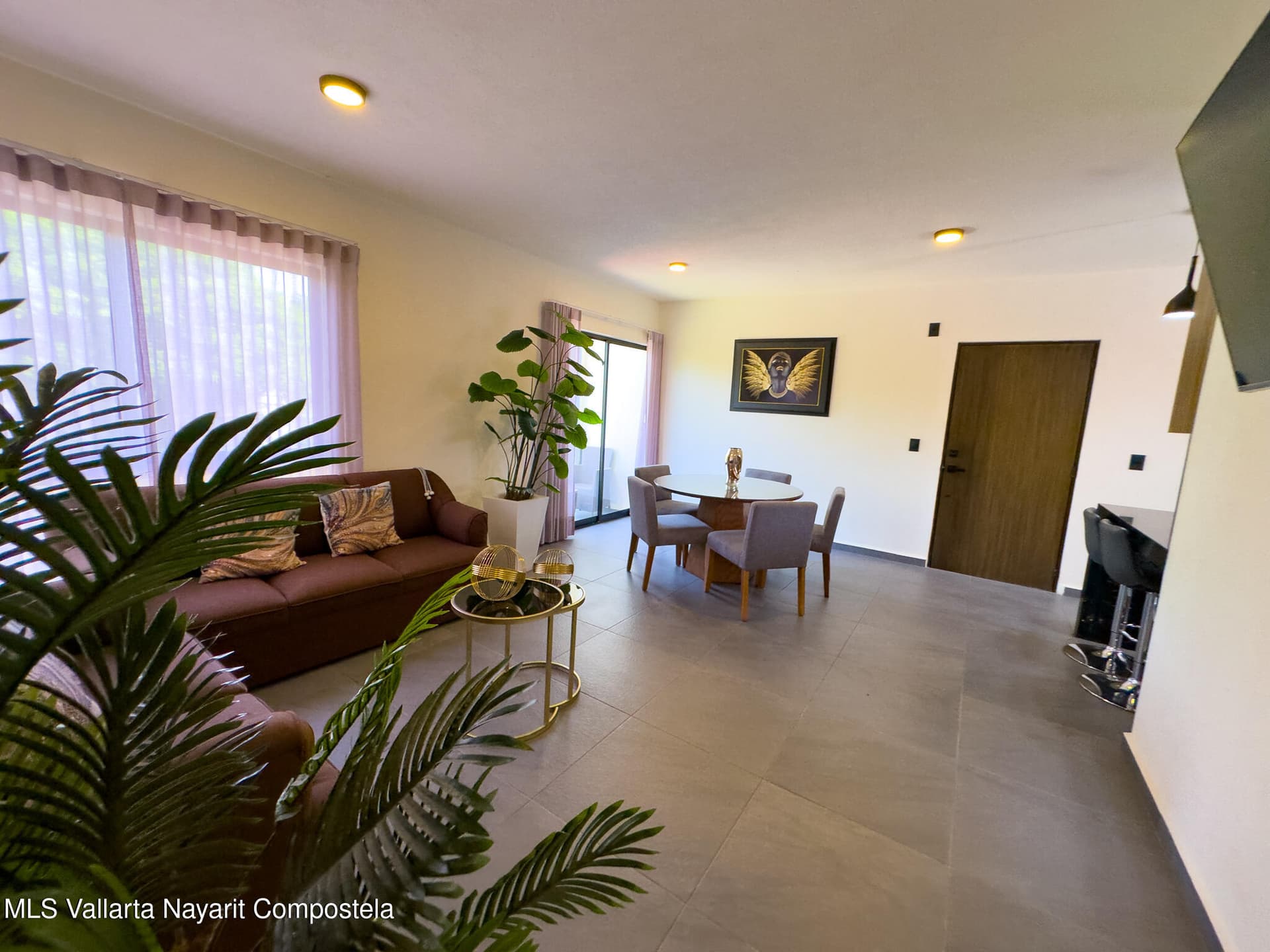 206 Paseo Foresta 6