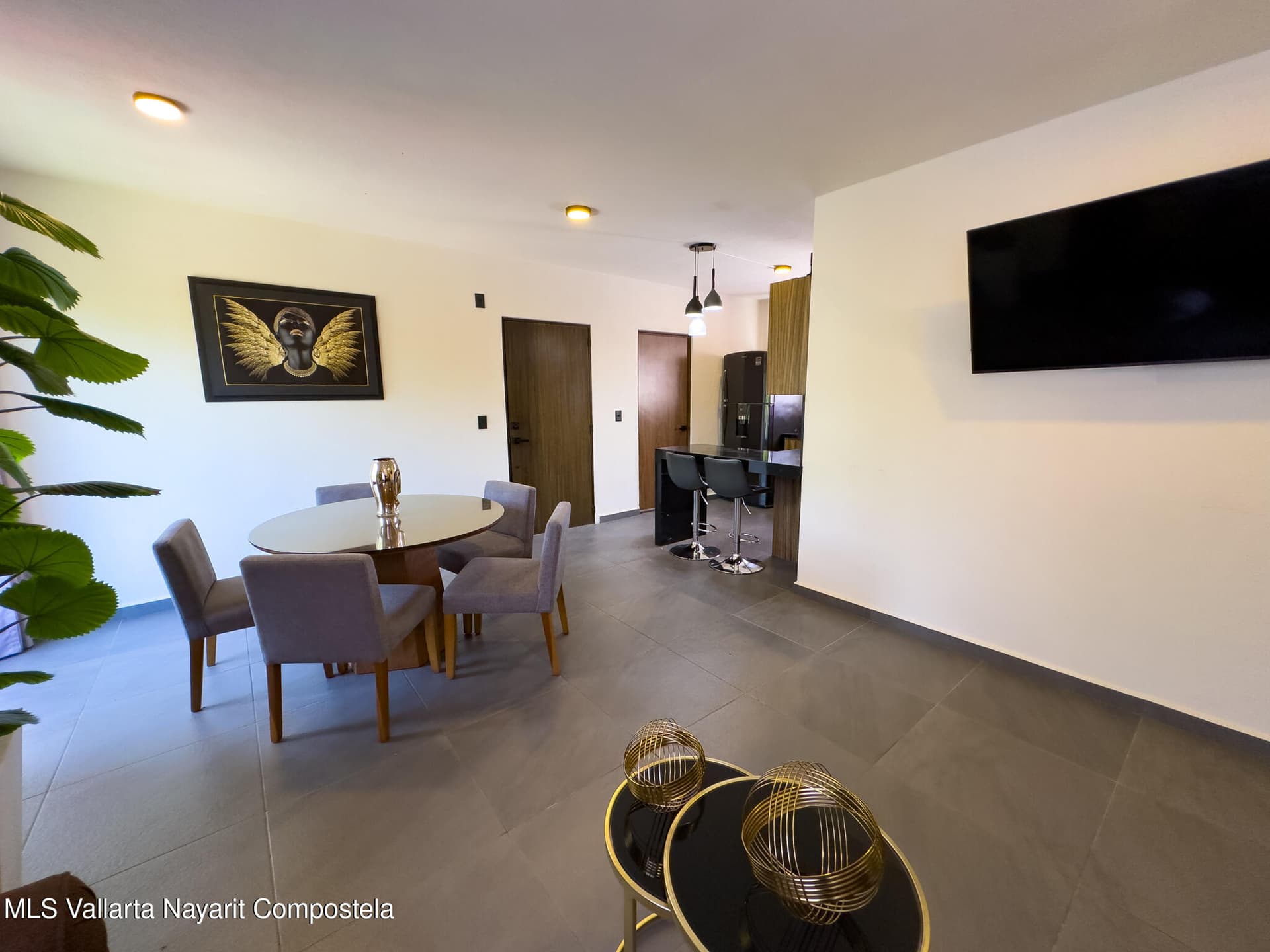 206 Paseo Foresta 7