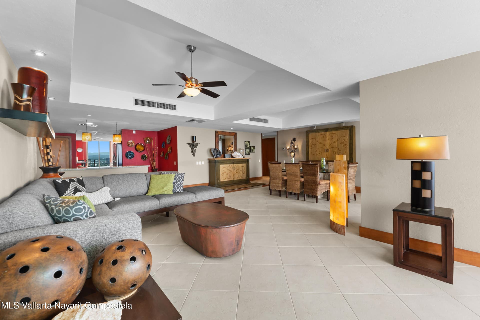 Grand Venetian 6