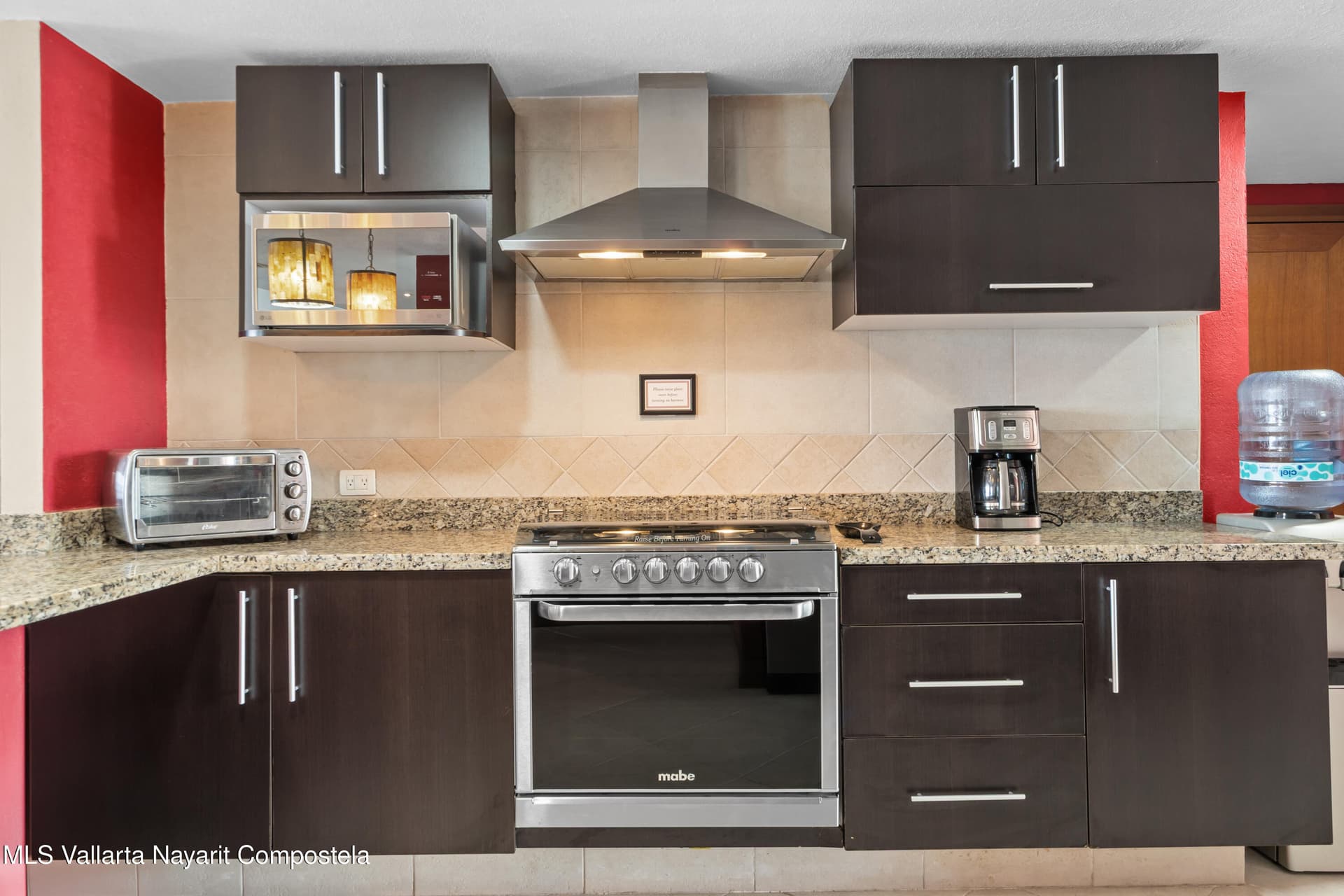Grand Venetian 11