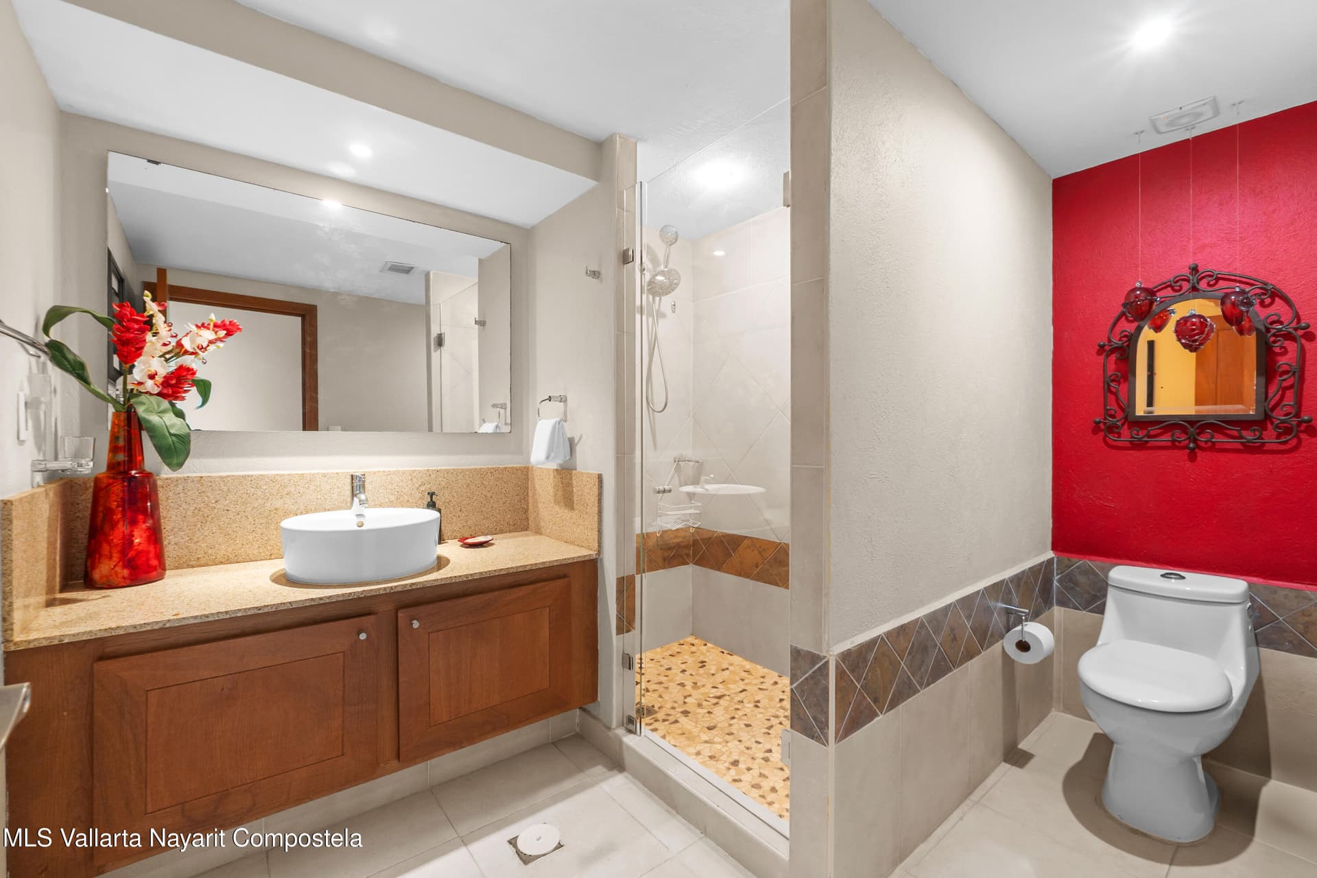 Grand Venetian 28
