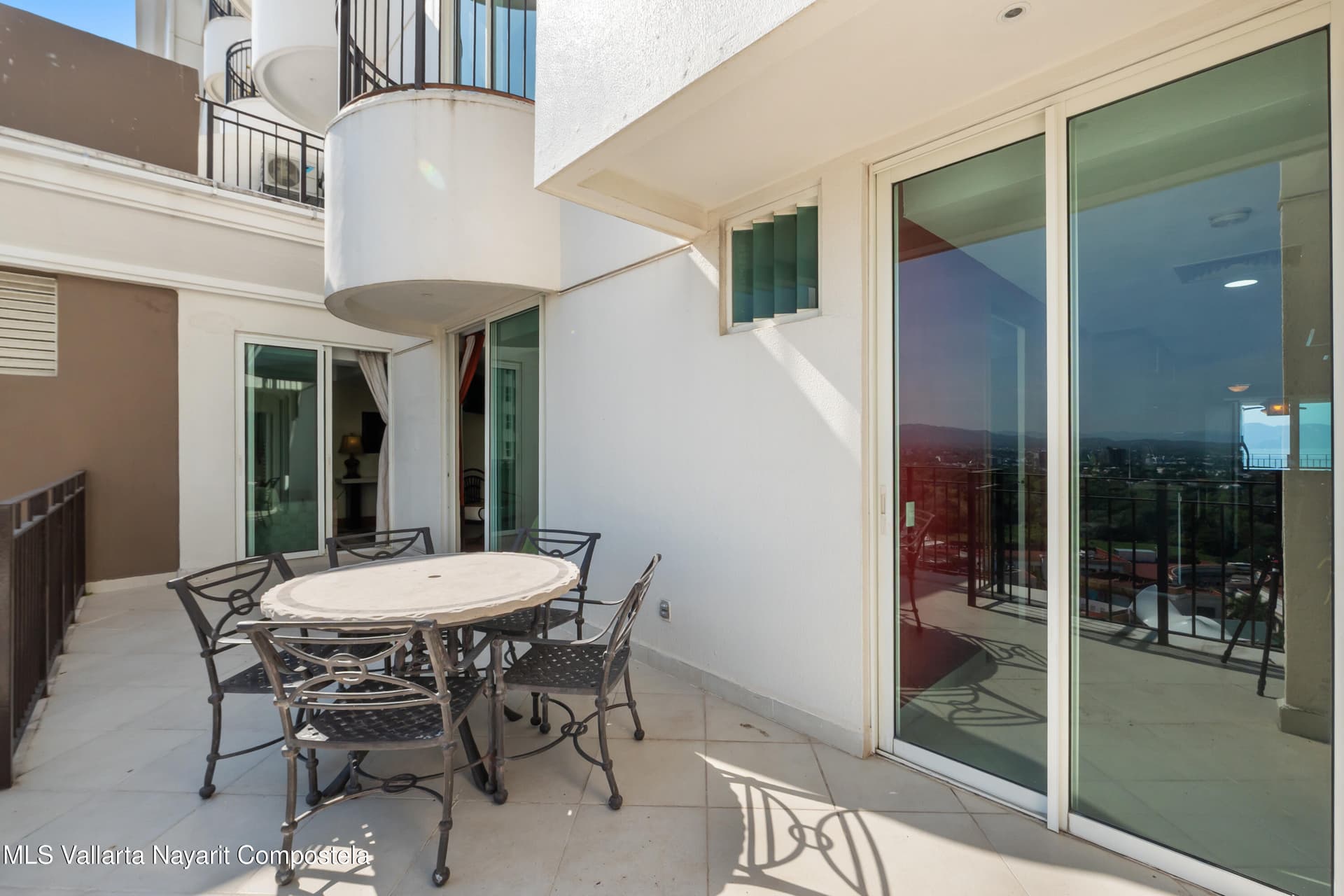 Grand Venetian 31