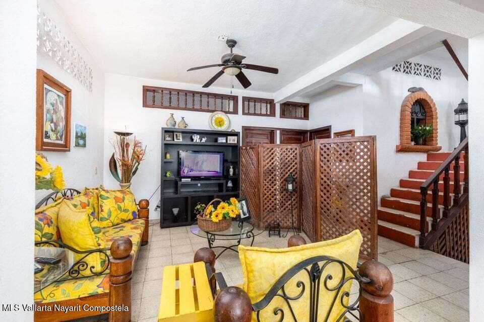 880-884 Guadalupe Sanchez 7
