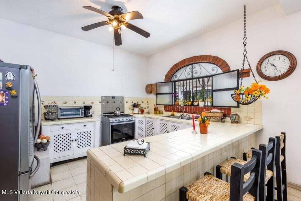 880-884 Guadalupe Sanchez 4