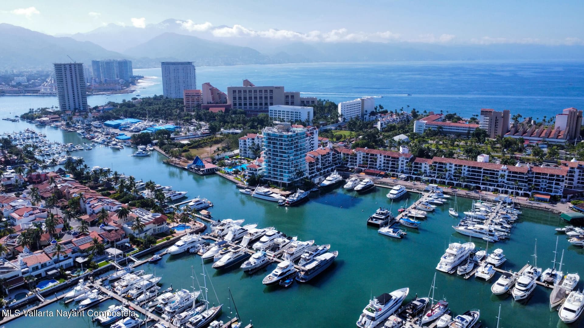 Marina Las Palmas II 32