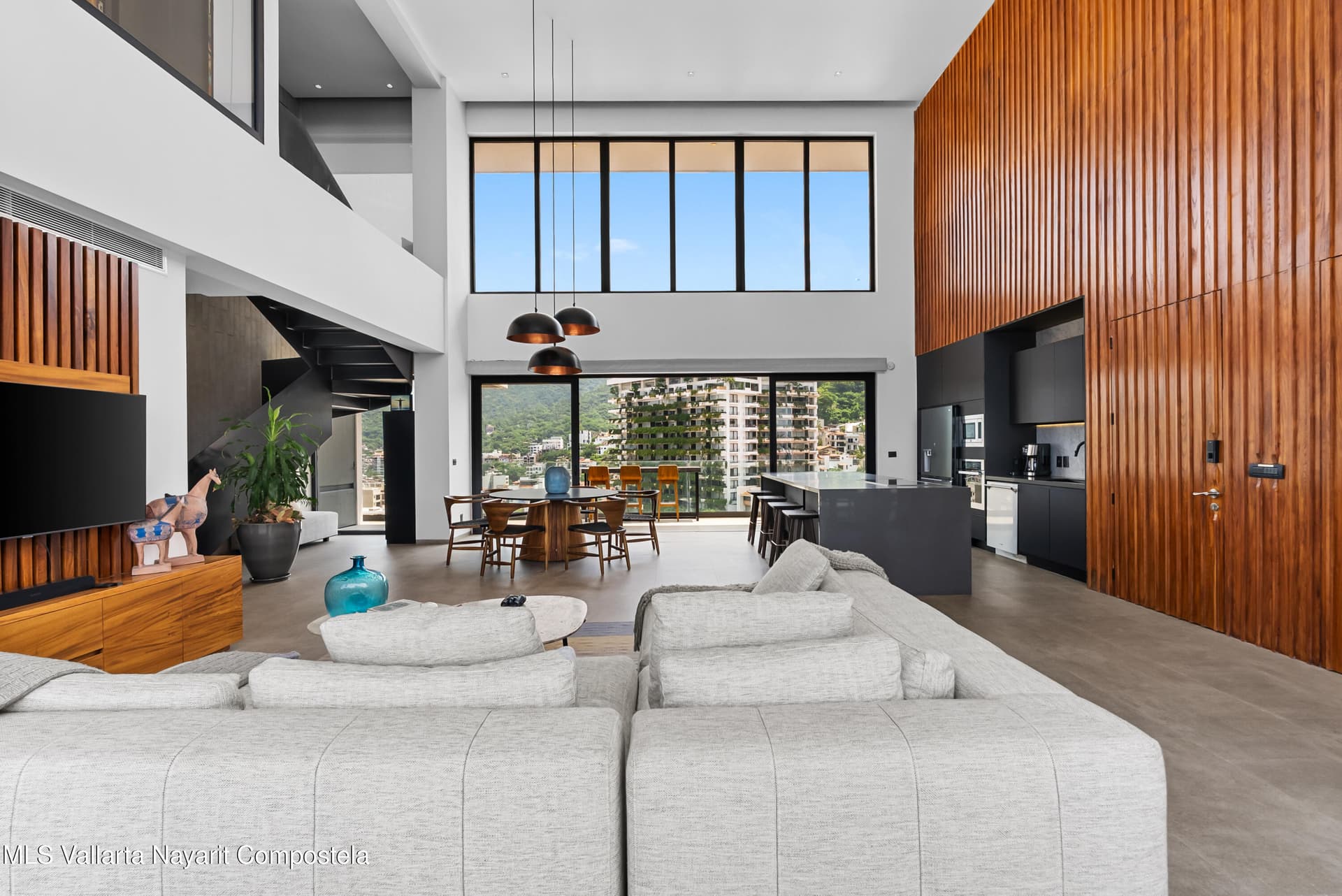 105 Sail View 4