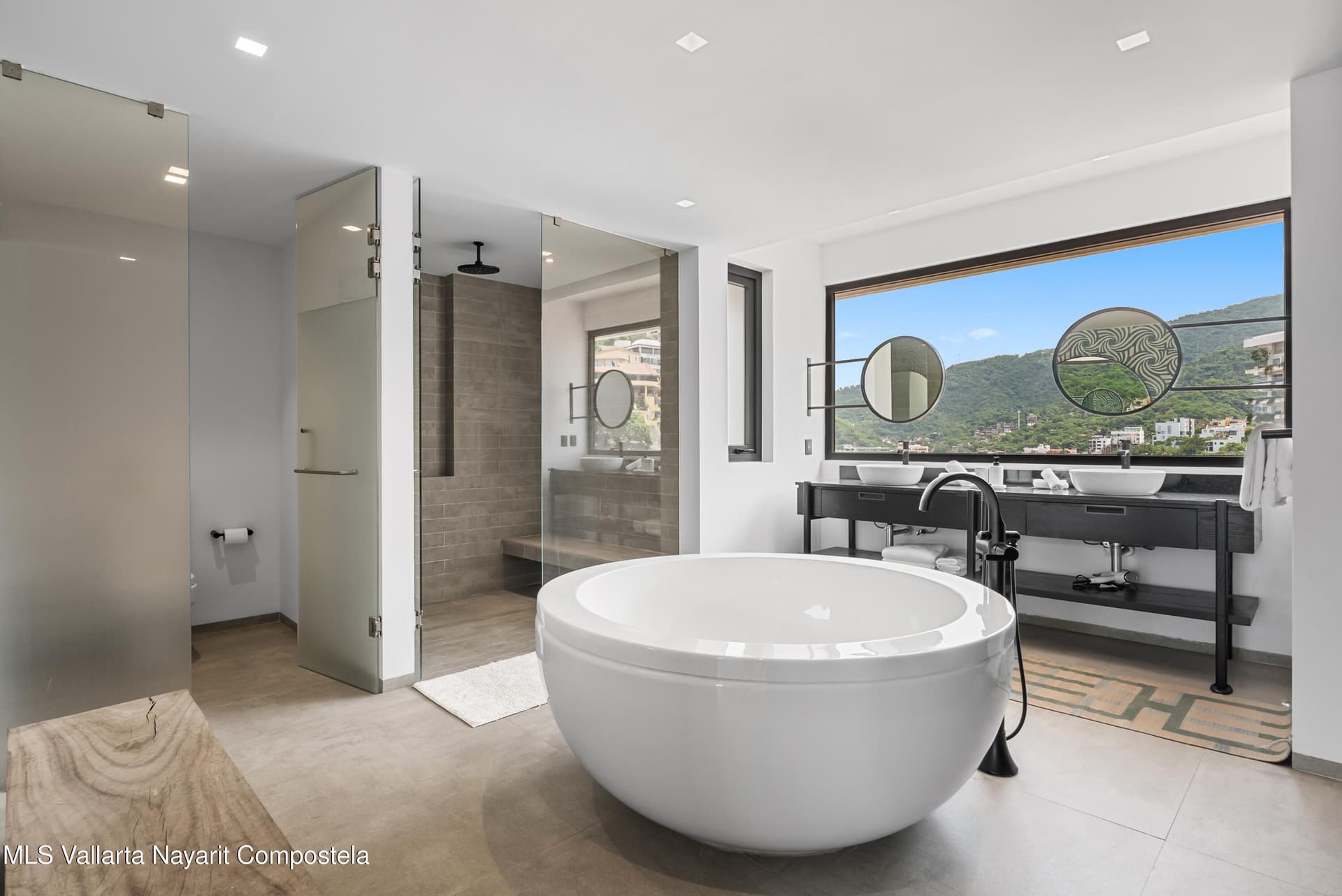 105 Sail View 21