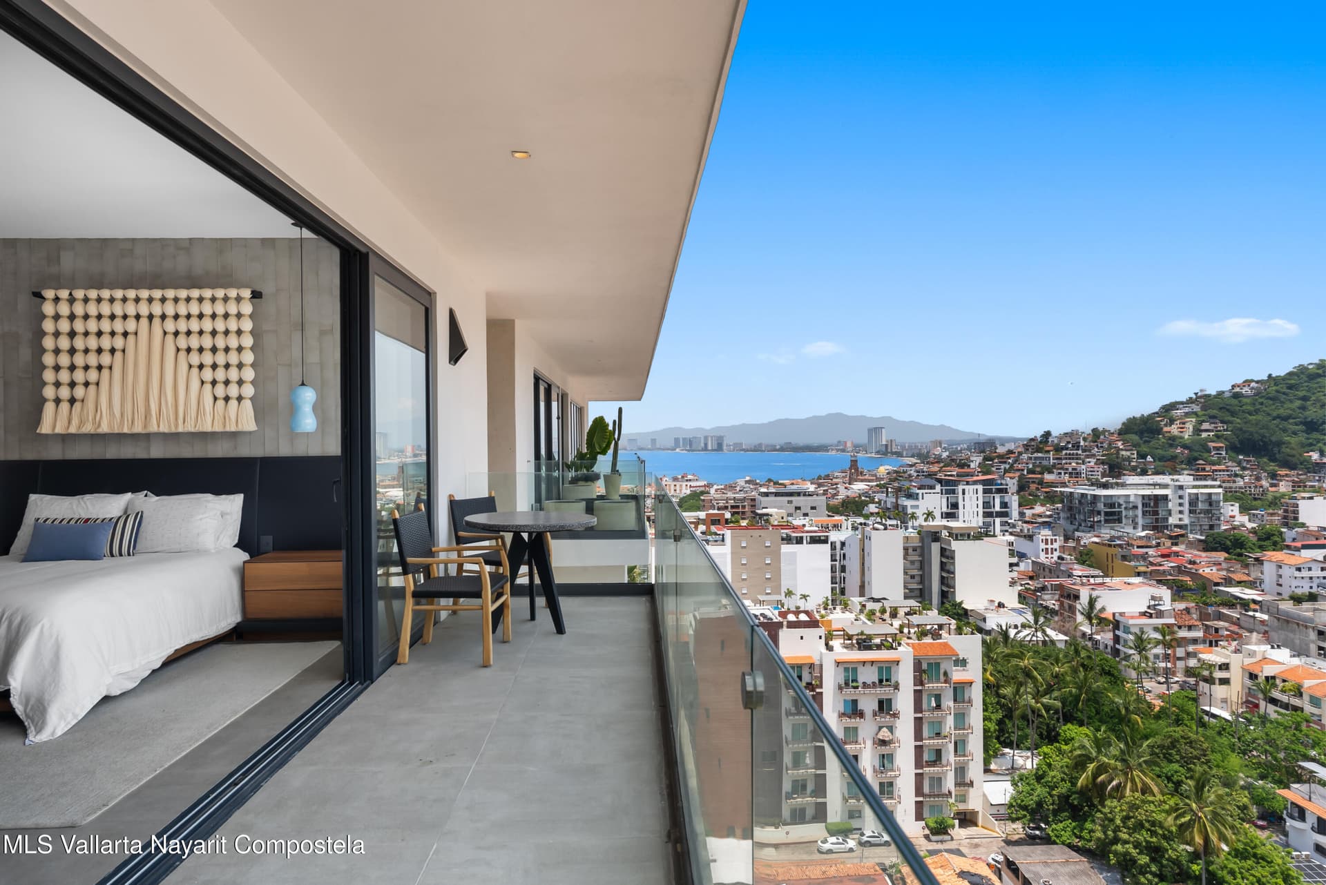 105 Sail View 36