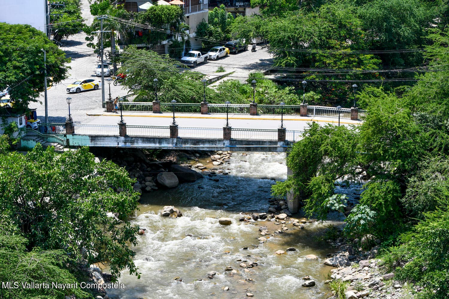 Rivera Cuale 32
