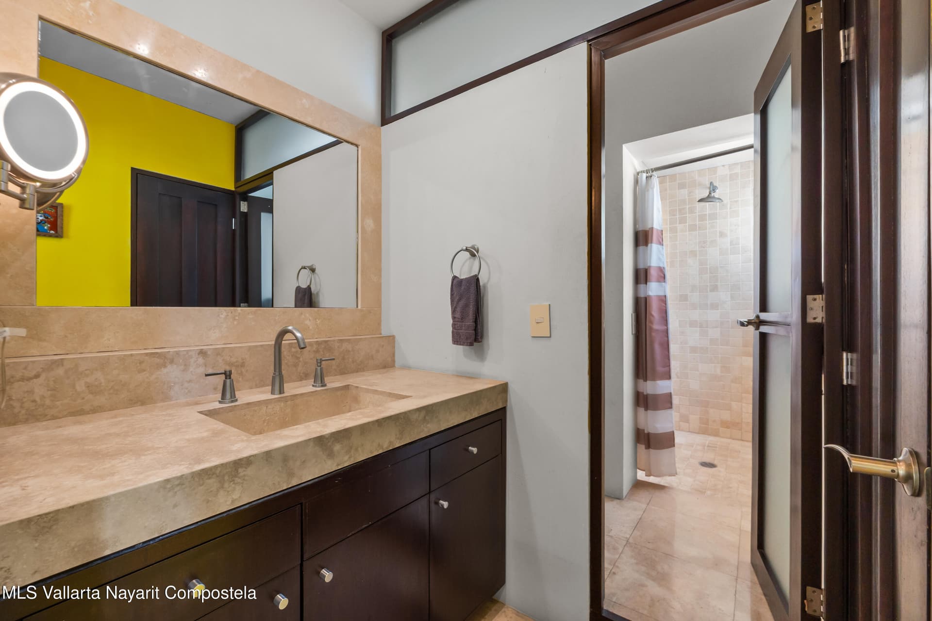 2256-2282 Blvd Francisco Medina Ascencio 24