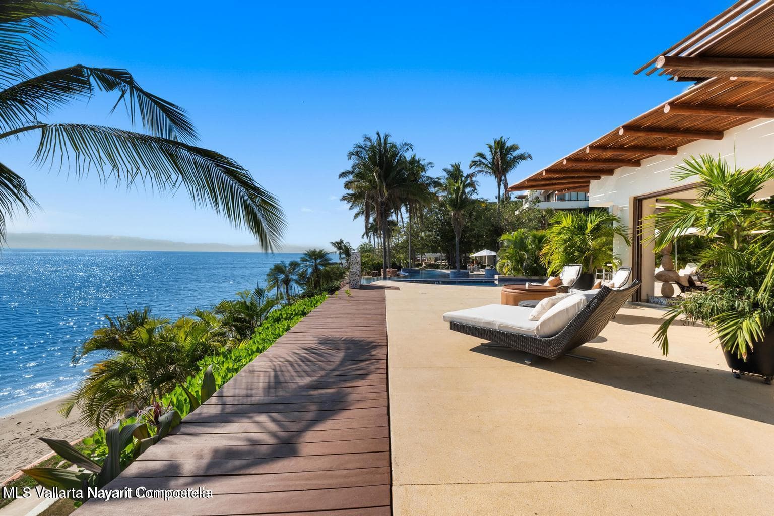 Punta Esmeralda 2