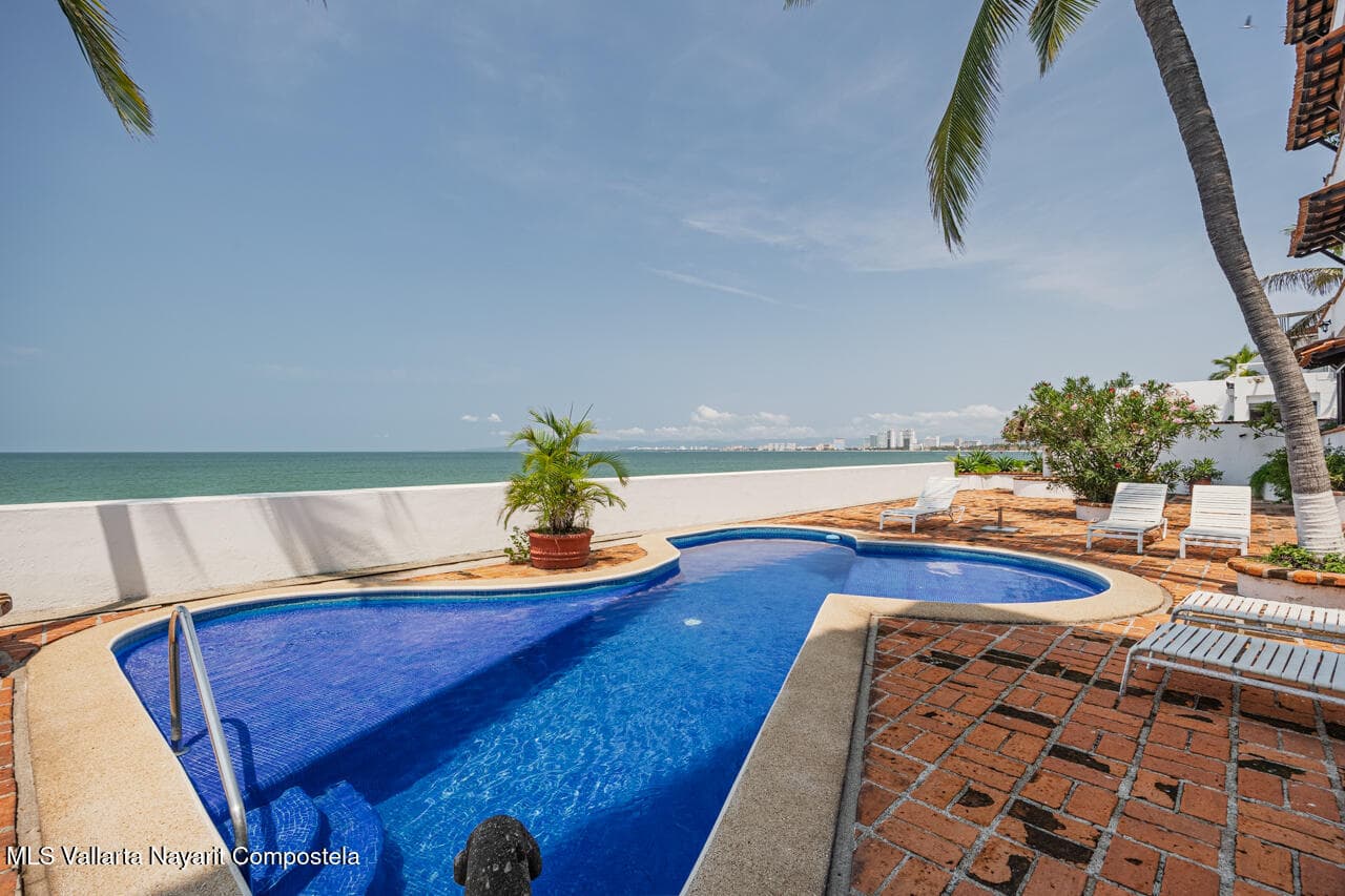 Playa Camarones 31