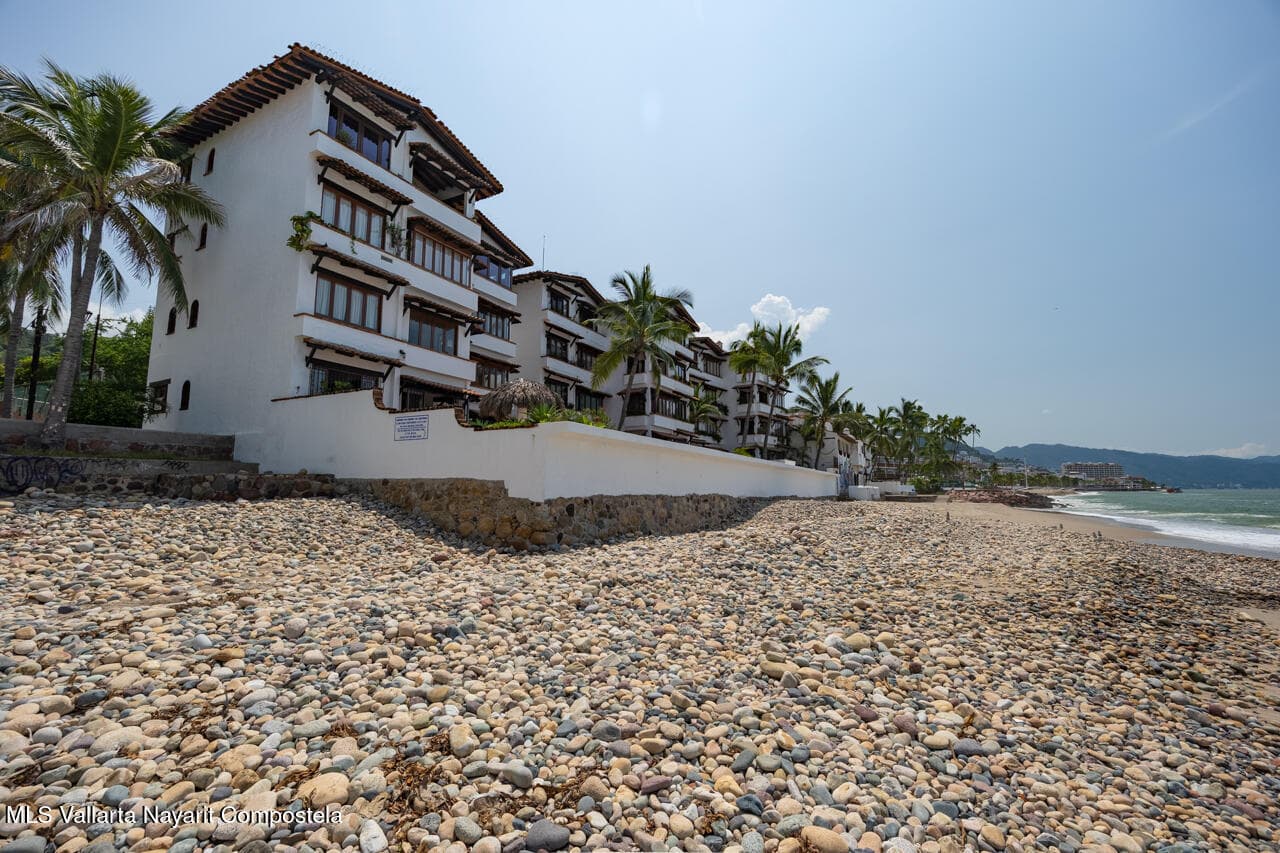Playa Camarones 39